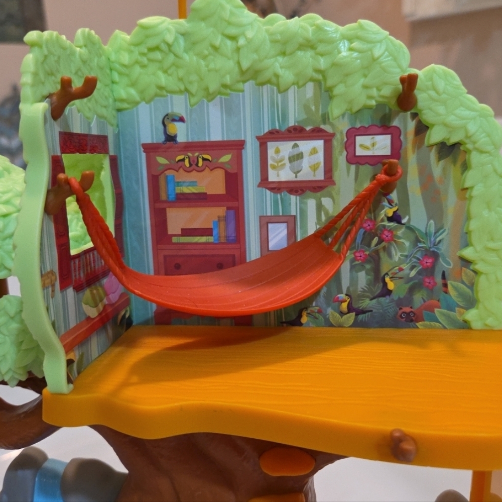 Disney Encanto Antonio's Tree House Play Set Incomplete Set No Box - Picture 2 of 9